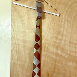 Necktie & handkerchief